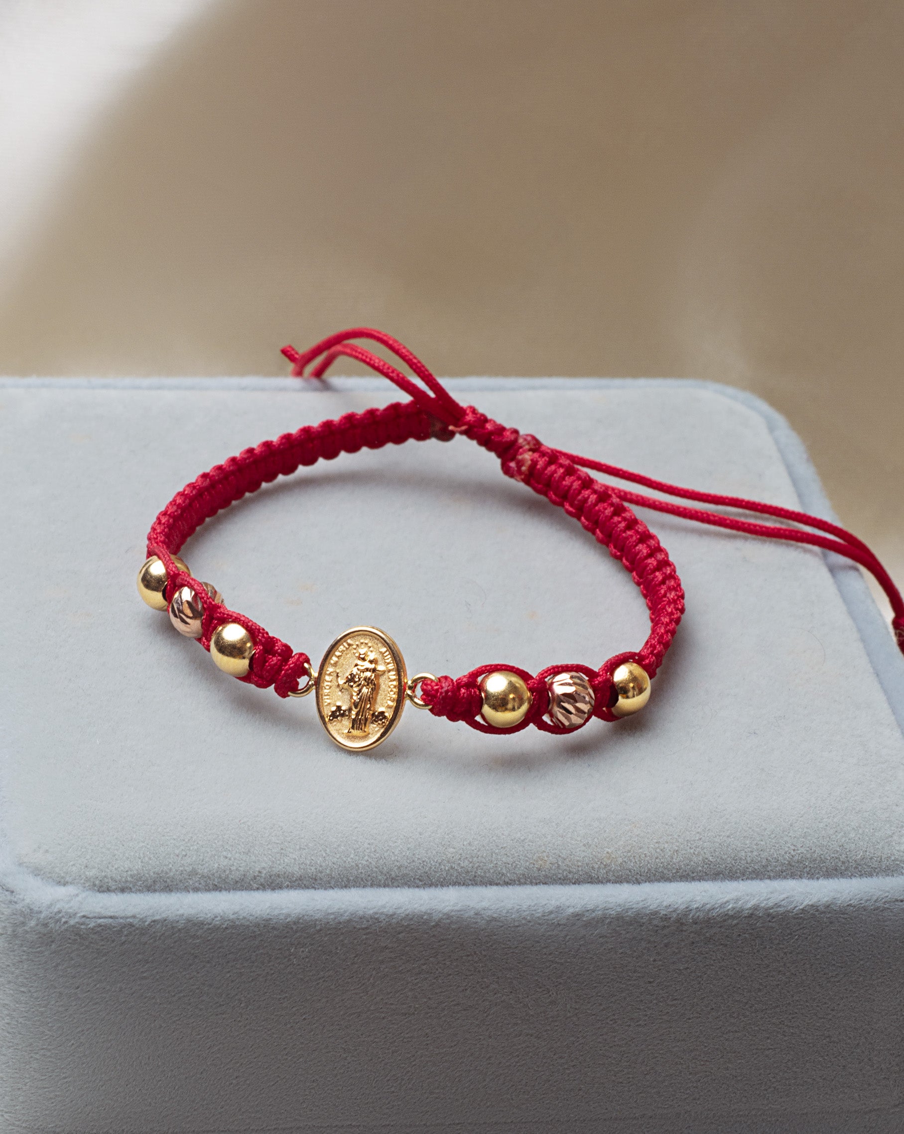 Manilla Tejida - Virgen María Auxiliadora